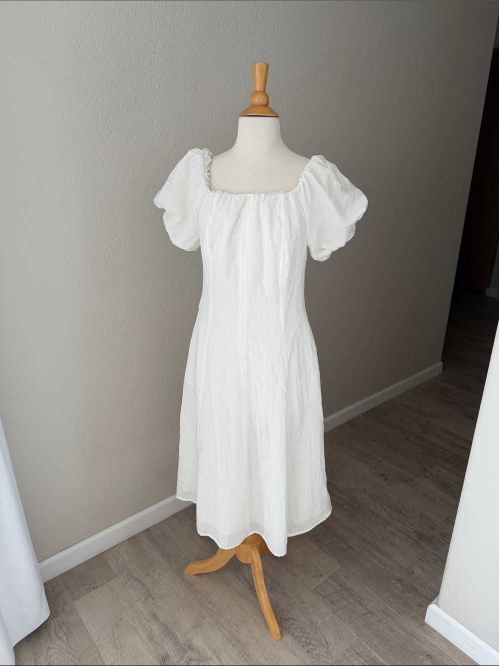 Women's Off-The-Shoulder Puff-Sleeve A-Line White Dress